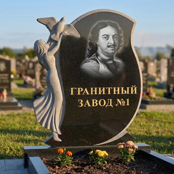 3117 Надгробие резное девушка с птицей