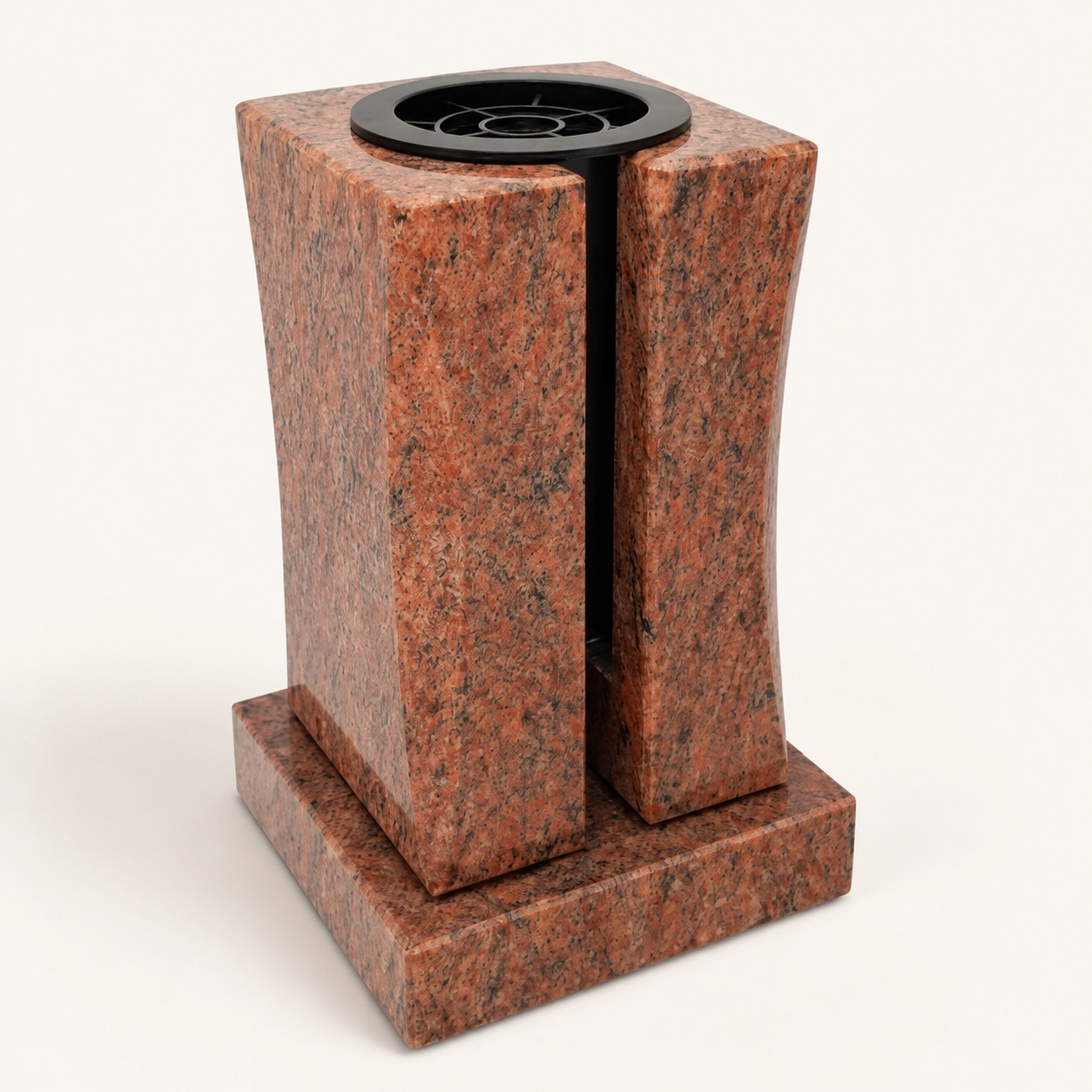 Ваза Талия (23*15*15, гранит Винга, с вкладышем), ГЗ-2073